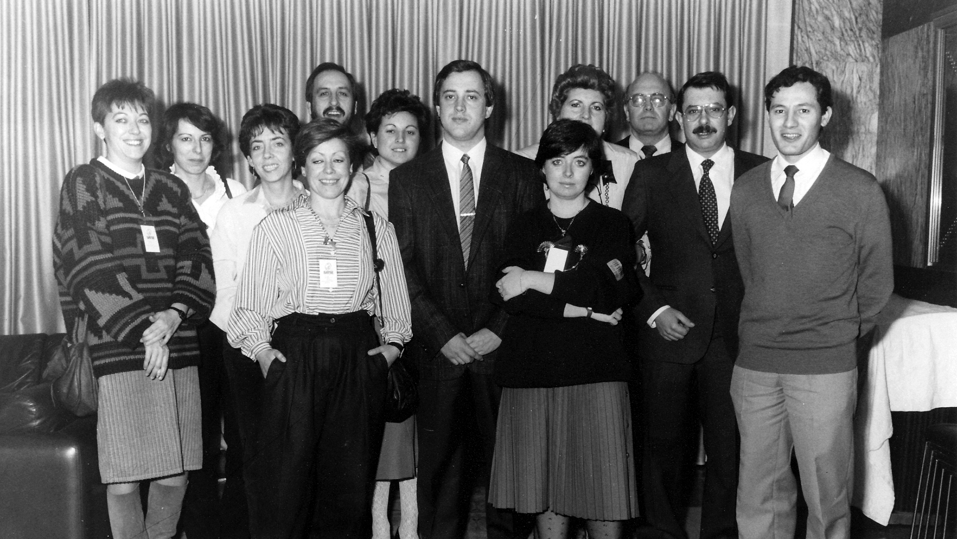 El 11 de octubre, en el IV Congreso Nacional, celebrado en Madrid, Víctor Aznar, es elegido secretario general de SATSE. 