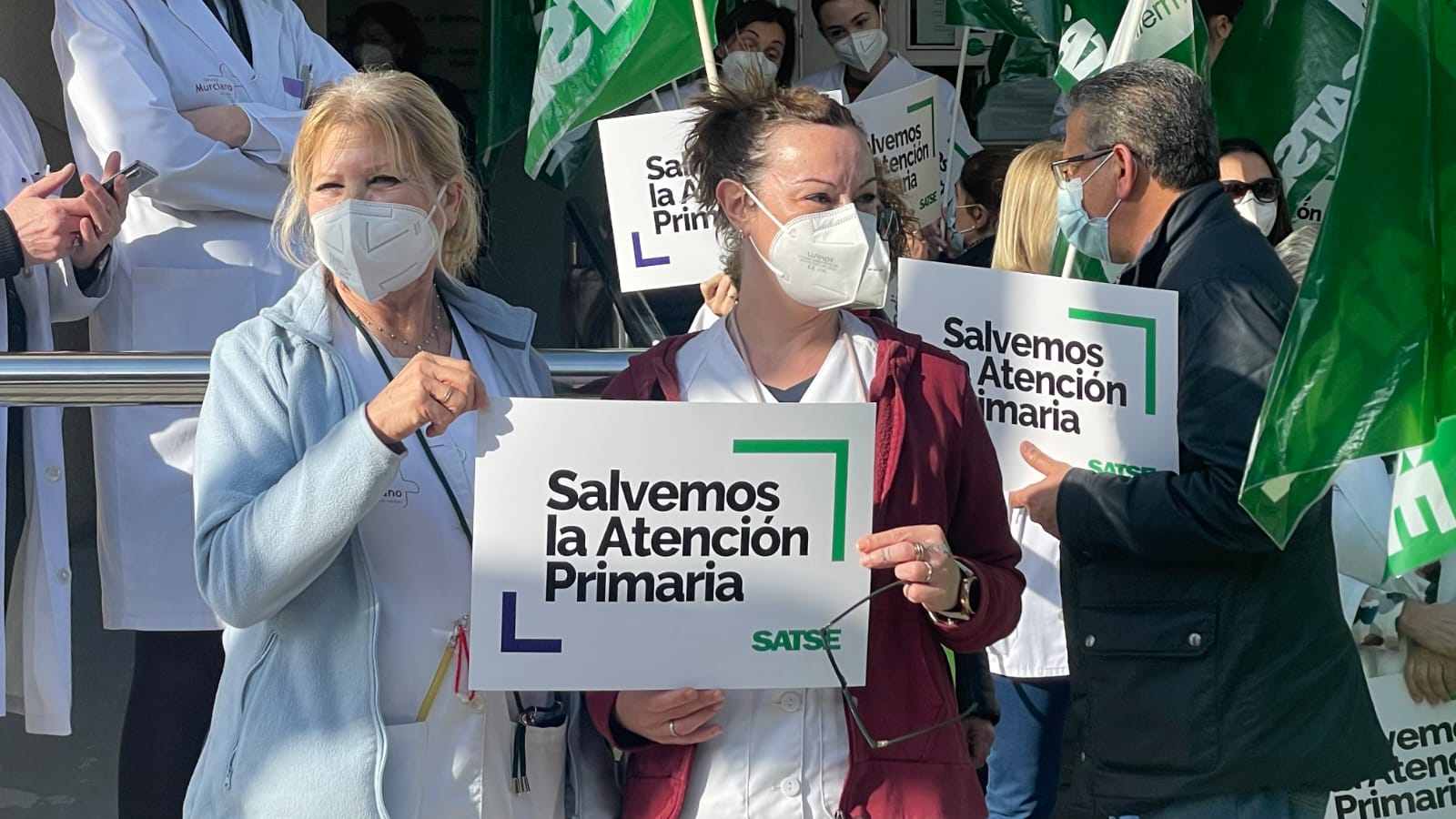 Concentración en Murcia por la Atención Primaria.